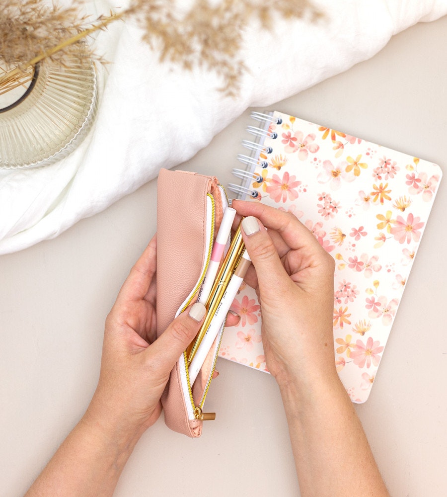 pencil-case pennfodral litet med gummiband - rosa (forvara) rosa