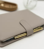 fodral ringpärm till systemkalender - storlek a5 - grå/beige (a5) grå/beige