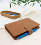 fodral ringpärm läder till systemkalender - storlek personal - cognac (personal) cognac